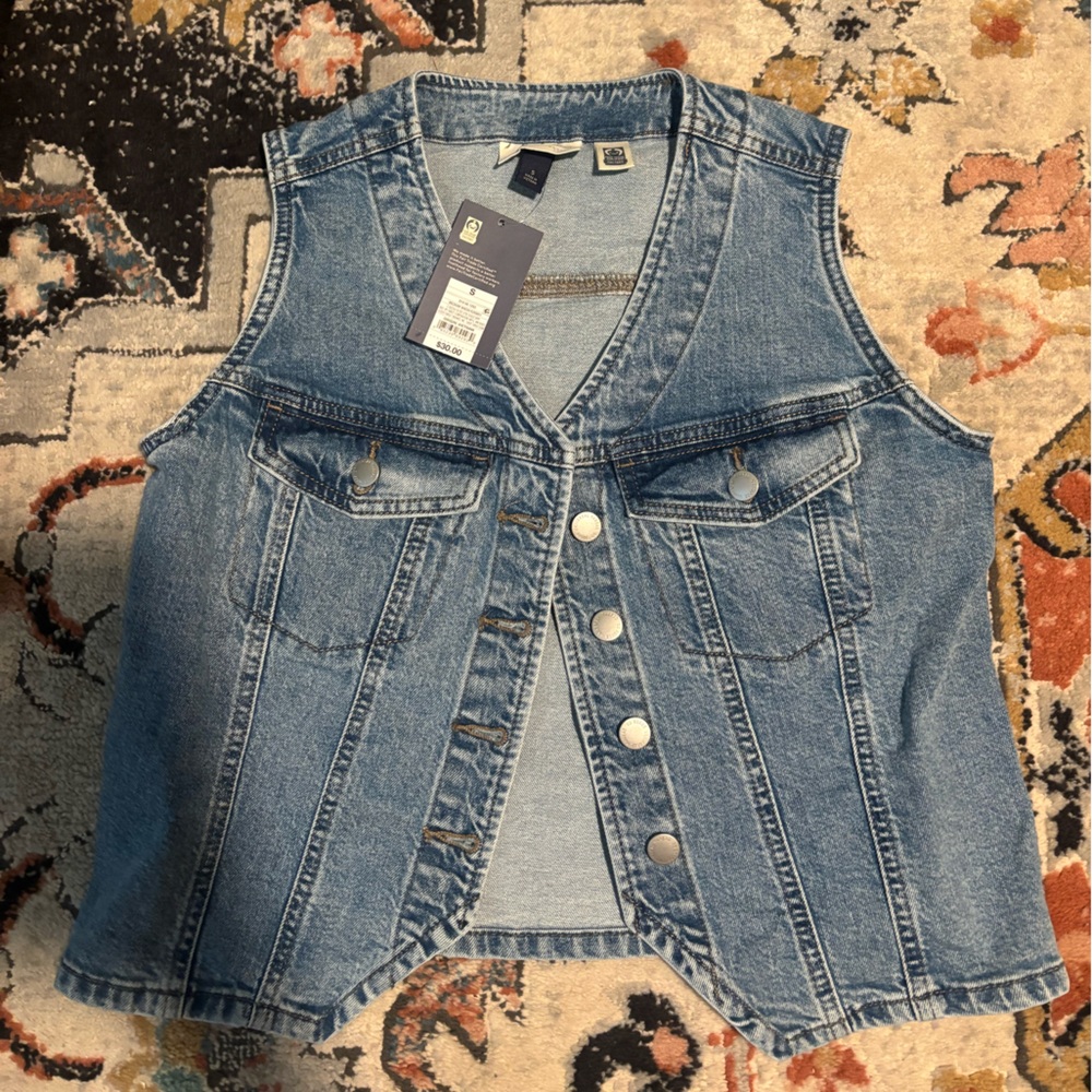 NWT Universal Thread Denim Vest